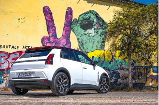 Renault 5 40kWh 120Ps 